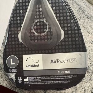 ResMed AirTouch F20 Cushion - Black and Gray
